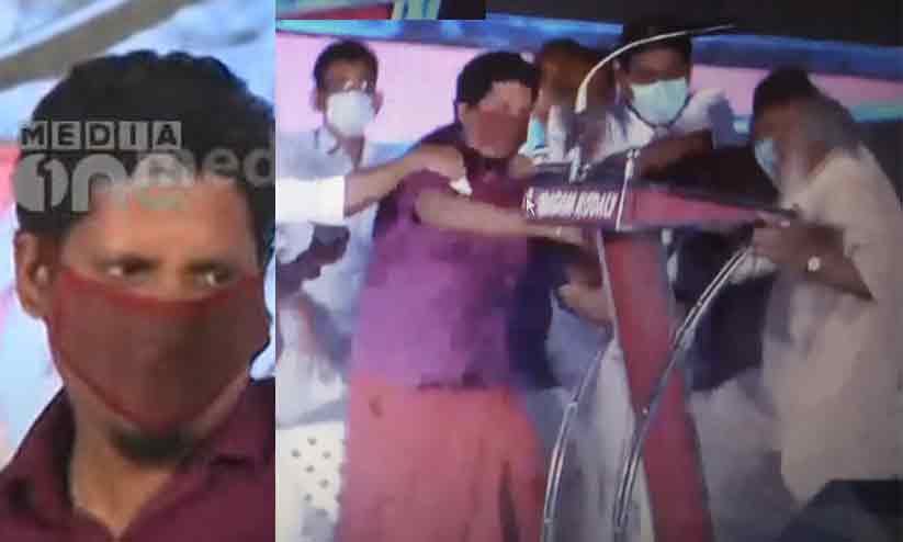 ബേബിജോണിനെ തള്ളിയിട്ടത് ചെന്ത്രാപ്പിന്നി സ്വദേശി; നേരത്തെ തയ്യാറാക്കിയ തിരക്കഥയെന്ന് മന്ത്രി സുനിൽകുമാർ ബേബിജോണിനെ തള്ളിയിട്ടത് ചെന്ത്രാപ്പിന്നി സ്വദേശി; നേരത്തെ തയ്യാറാക്കിയ തിരക്കഥയെന്ന് മന്ത്രി സുനിൽകുമാർ