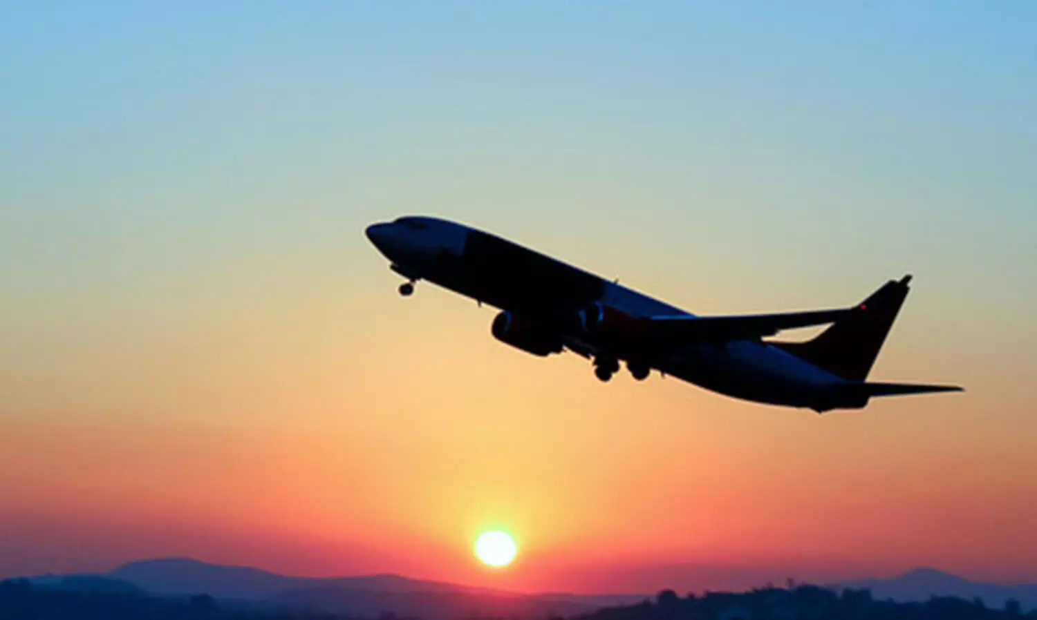 സൗ​ദി യാ​ത്ര: ബ​ഹ്​​റൈ​നി​ൽ കു​ടു​ങ്ങി​യ​ത്​ ഒാ​ൺ അ​റൈ​വ​ൽ വി​സ​യി​ൽ വ​രാ​ൻ ശ്ര​മി​ച്ച​വ​ർ