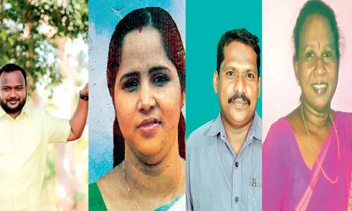 ത​രൂ​രി​െൻറ മ​ന​സ്സ്​ ആ​​ർ​ക്കൊ​പ്പം​?