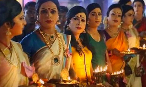 പു​രു​ഷാം​ഗ​ന​മാ​ർ എ​ത്തേ​ണ്ട; കൊ​റ്റ​ൻ​കു​ള​ങ്ങ​ര​യി​ൽ   ച​മ​യ​വി​ള​ക്ക്​ ആ​ഘോ​ഷ​മി​ല്ല