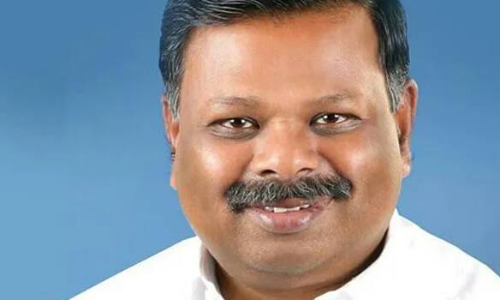 പാർട്ടി സ്ഥാനാർഥിയെ തോൽപ്പിക്കാൻ ശ്രമിച്ചെന്ന്; എസ്. രാജേന്ദ്രനെതിരെ സി.പി.എം അന്വേഷണം പാർട്ടി സ്ഥാനാർഥിയെ തോൽപ്പിക്കാൻ ശ്രമിച്ചെന്ന്; എസ്. രാജേന്ദ്രനെതിരെ സി.പി.എം അന്വേഷണം