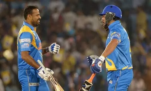 yuvraj and yusuf pathan