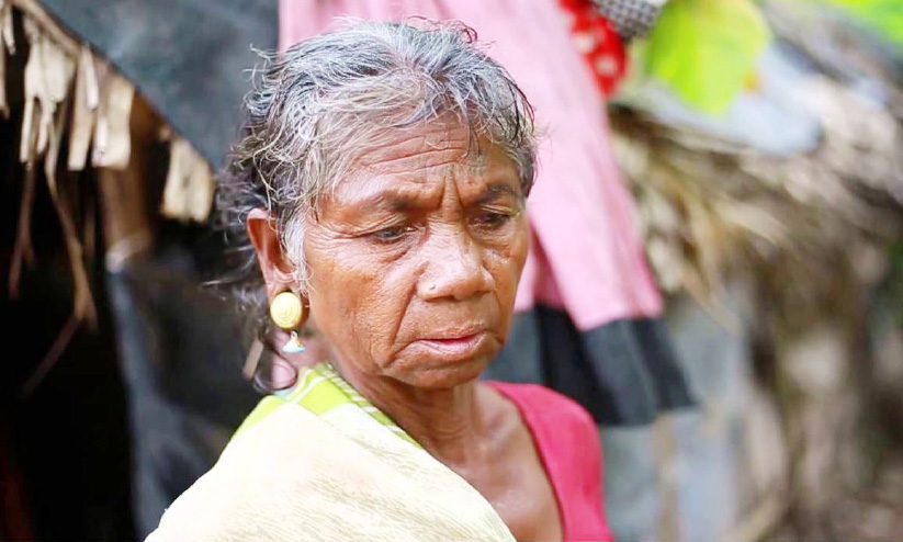 പണിയർ പടിക്കു പുറത്തുതന്നെ പണിയർ പടിക്കു പുറത്തുതന്നെ