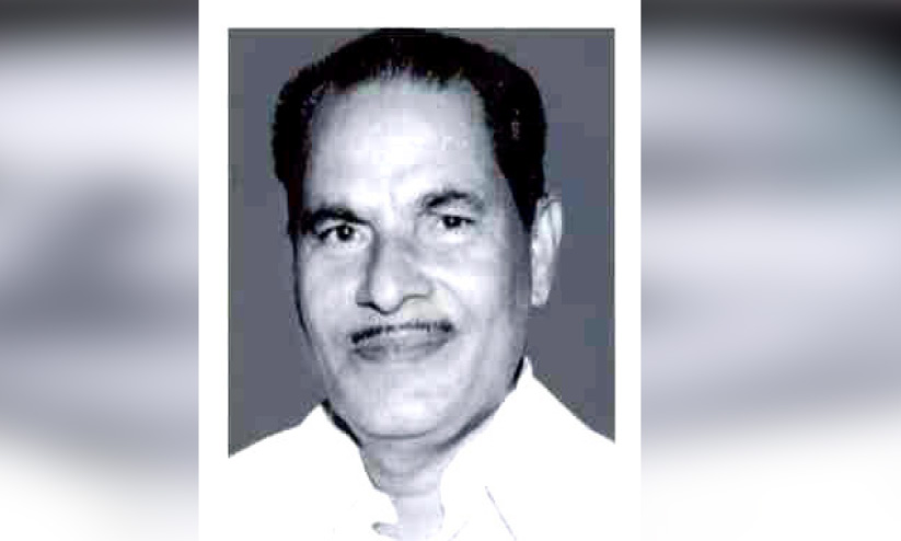 കന്നിയങ്കത്തിൽ തോൽവി;ആറന്മുളയിൽനിന്ന് ജയിച്ച് മന്ത്രിയായി രാമചന്ദ്രൻ നായർ കന്നിയങ്കത്തിൽ തോൽവി;ആറന്മുളയിൽനിന്ന് ജയിച്ച് മന്ത്രിയായി രാമചന്ദ്രൻ നായർ