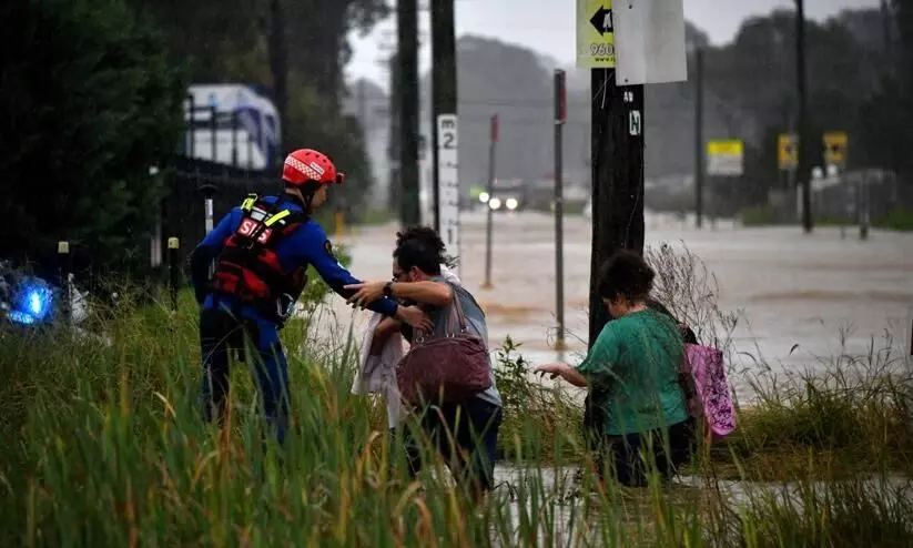 Thousands ordered to evacuate as floods hit Sydney