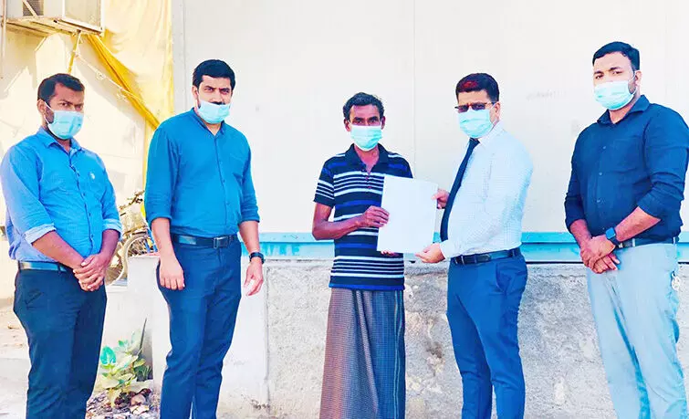 മോഹനൻ നാട്ടിലേക്കു മടങ്ങി, 13 വർഷത്തിനുശേഷം മോഹനൻ നാട്ടിലേക്കു മടങ്ങി, 13 വർഷത്തിനുശേഷം