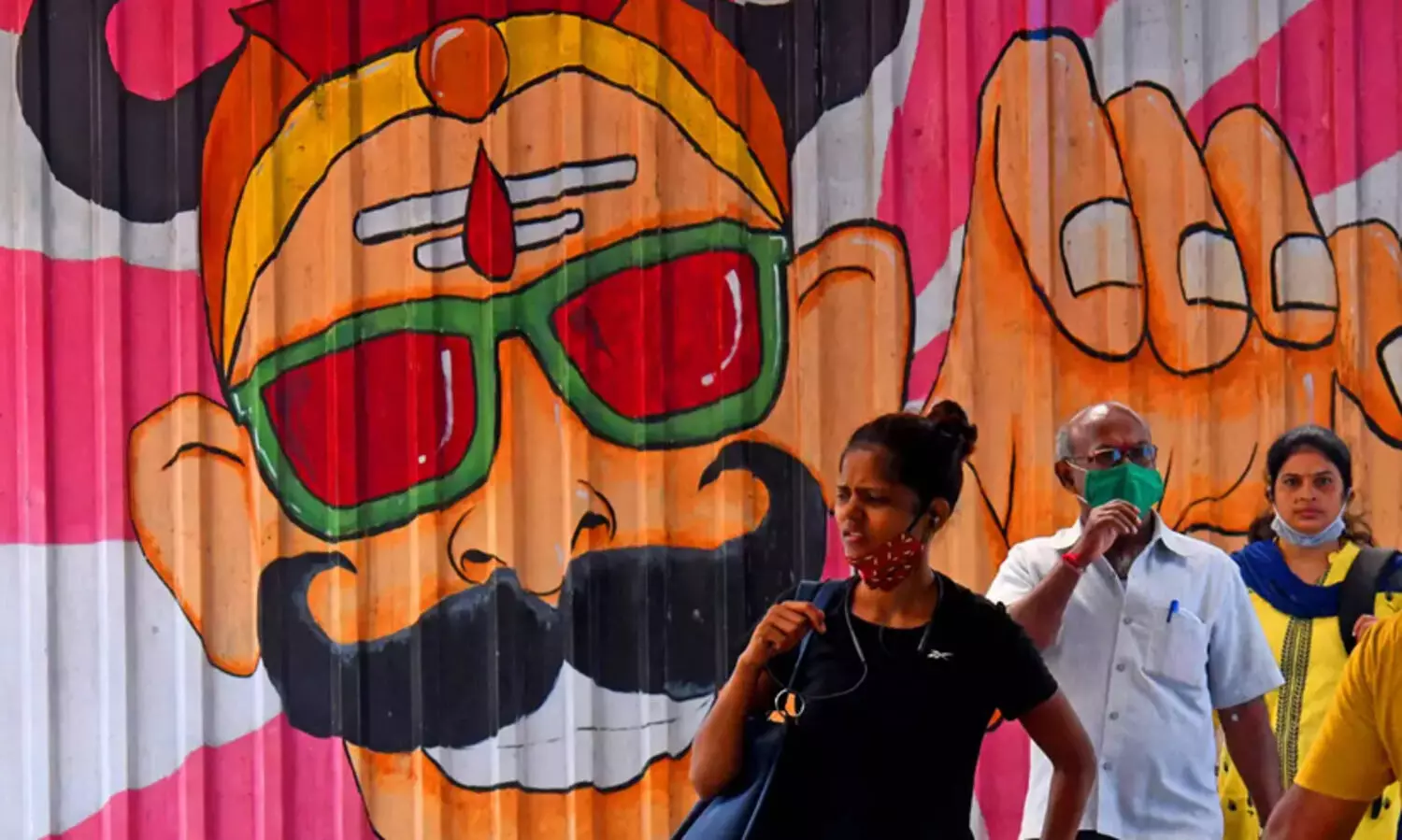 Mumbaikars fined Rs 44 crore for not wearing masks during Covid