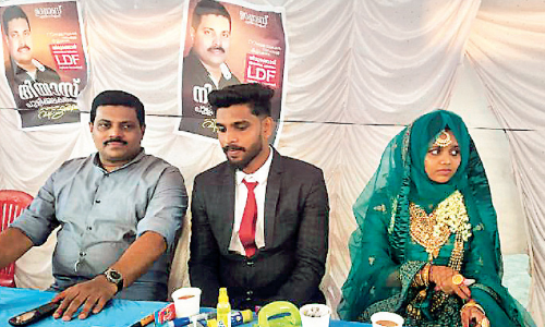 newly married couple in election convention