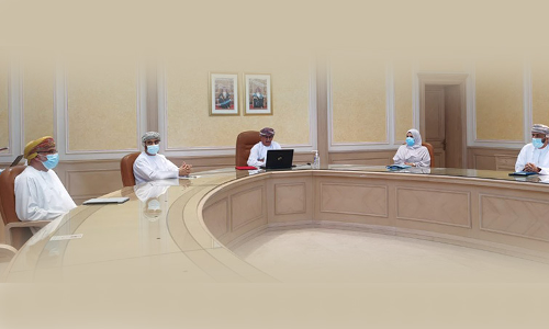 കോ​വി​ഡ്​:  തീ​വ്ര​പ​രി​ച​ര​ണ വി​ഭാ​ഗ​ത്തി​ൽ   പ്ര​വേ​ശി​പ്പി​ക്ക​പ്പെ​ട്ട​വ​ർ 100 പി​ന്നി​ട്ടു