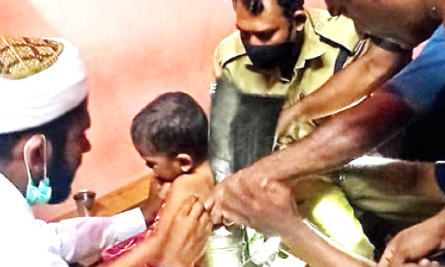 സ്​​റ്റീ​ൽ ക​ല​ത്തി​ൽ കു​ടു​ങ്ങി​യ കു​ഞ്ഞി​നെ ര​ക്ഷി​ച്ചു