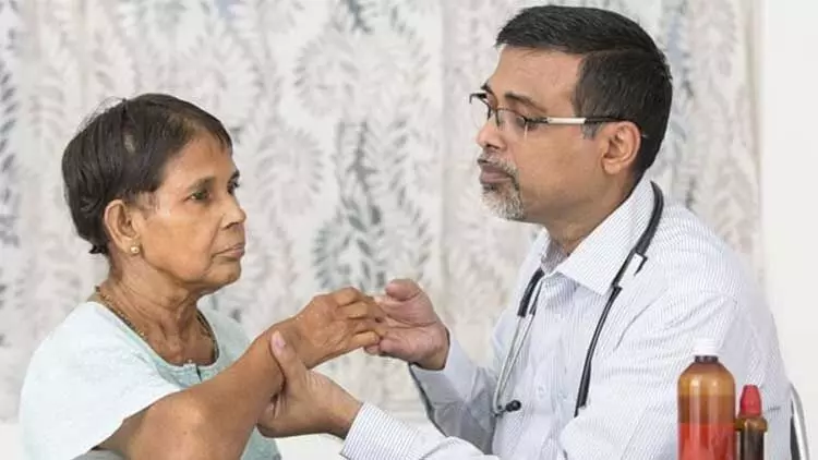 ജീവിതശൈലി മാറ്റാം... പാർകിൻസൺസിനെ പ്രതിരോധിക്കാം ജീവിതശൈലി മാറ്റാം... പാർകിൻസൺസിനെ പ്രതിരോധിക്കാം