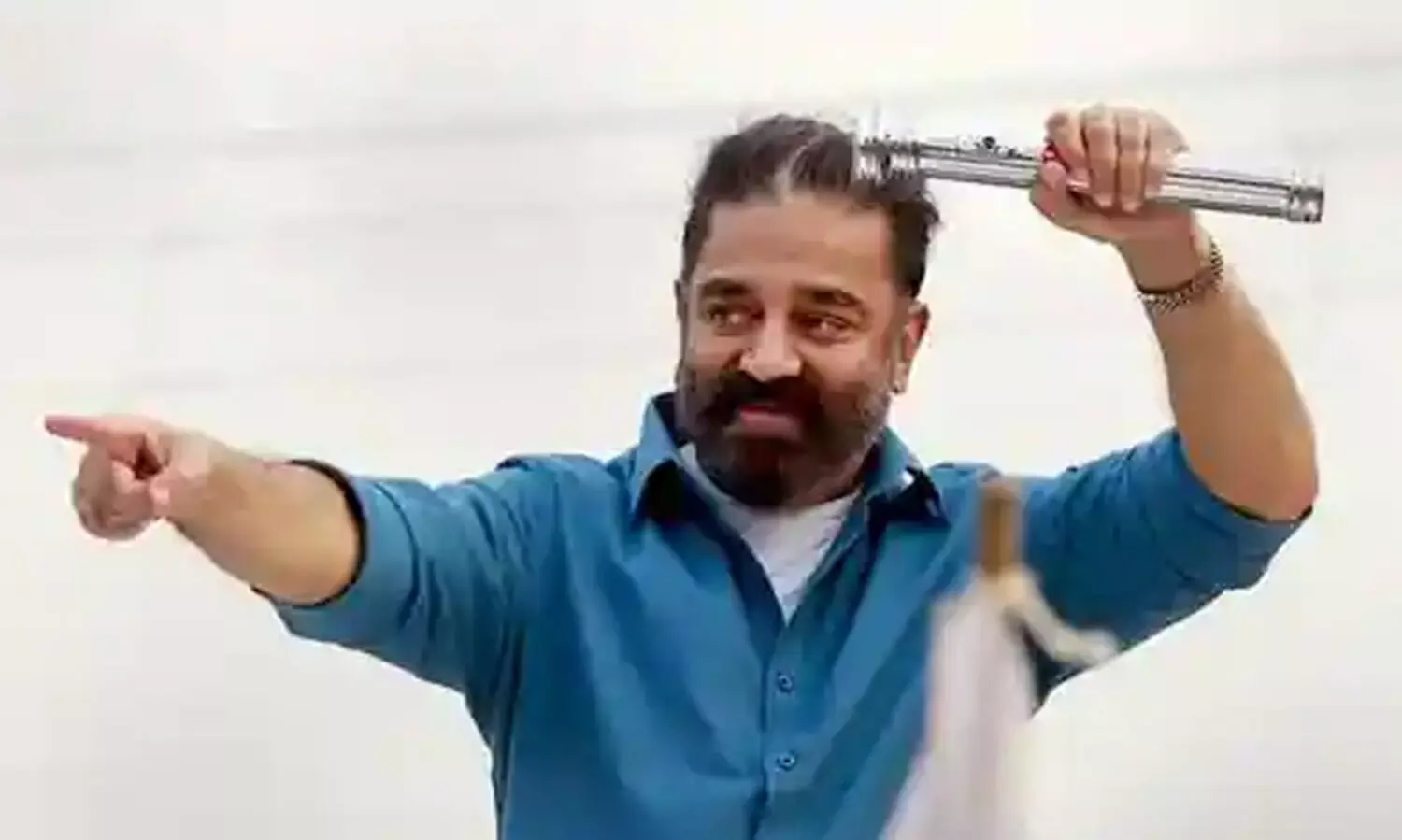 മോദിയെയും ഇ.പി.എസിനെയും ലക്ഷ്യമിട്ട്​ കമൽഹാസൻ; ഇരുട്ടിൽ നിന്ന്​​​ വെളിച്ചത്തേക്ക്​ വരാൻ ഒരു വഴി മാത്രം​ -വിഡിയോ