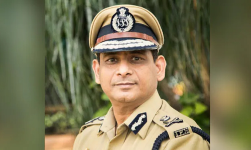 മുംബൈ പൊലീസിൽ കൂട്ട സ്ഥലംമാറ്റം; പ്രമാദമായ കേസുകൾ അന്വേഷിച്ചിരുന്നവരെയടക്കം 86 പേരെയാണ്​ മാറ്റിയത്​