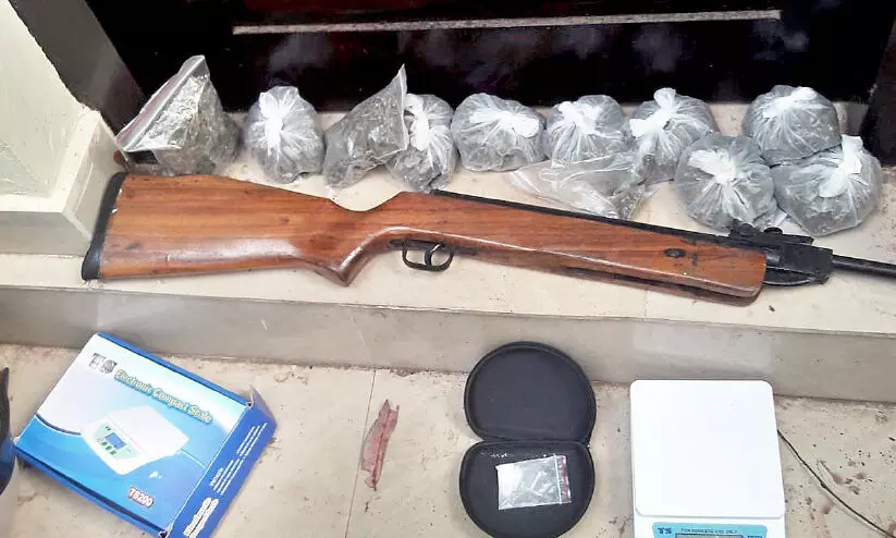 gun and drugs seized