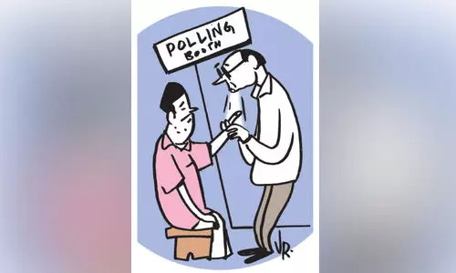 ഇരട്ട വോട്ടുള്ളവർ മഷി ഉണങ്ങുംവരെ ബൂത്തിലിരിക്കണം