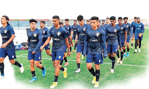 സൗ​ഹൃ​ദ മ​ത്സ​ര​ത്തി​ൽ ഇ​ന്ത്യ ഇ​ന്ന്​ ഒ​മാ​നെ​തി​രെ