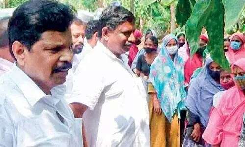 അന്നത്തെ എതിരാളി ഇന്ന് ഒപ്പത്തിനൊപ്പം