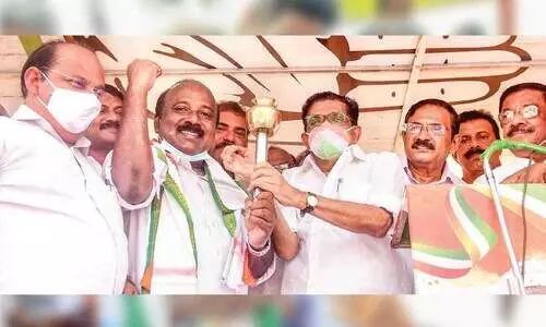 മോദിയും പിണറായിയും ഒരേ തൂവല്‍പക്ഷികള്‍ –വി.എം. സുധീരന്‍