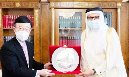 ജ​പ്പാ​ന്‍ അം​ബാ​സ​ഡ​ര്‍ക്ക് വി​ദേ​ശ​കാ​ര്യ മ​ന്ത്രാ​ല​യം യാ​ത്ര​യ​യ​പ്പ് ന​ല്‍കി