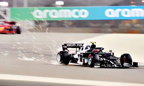 ബഹ്റൈൻ ഗ്രാൻഡ്പ്രീ നാളെ തുടങ്ങും ബഹ്റൈൻ ഗ്രാൻഡ്പ്രീ നാളെ തുടങ്ങും