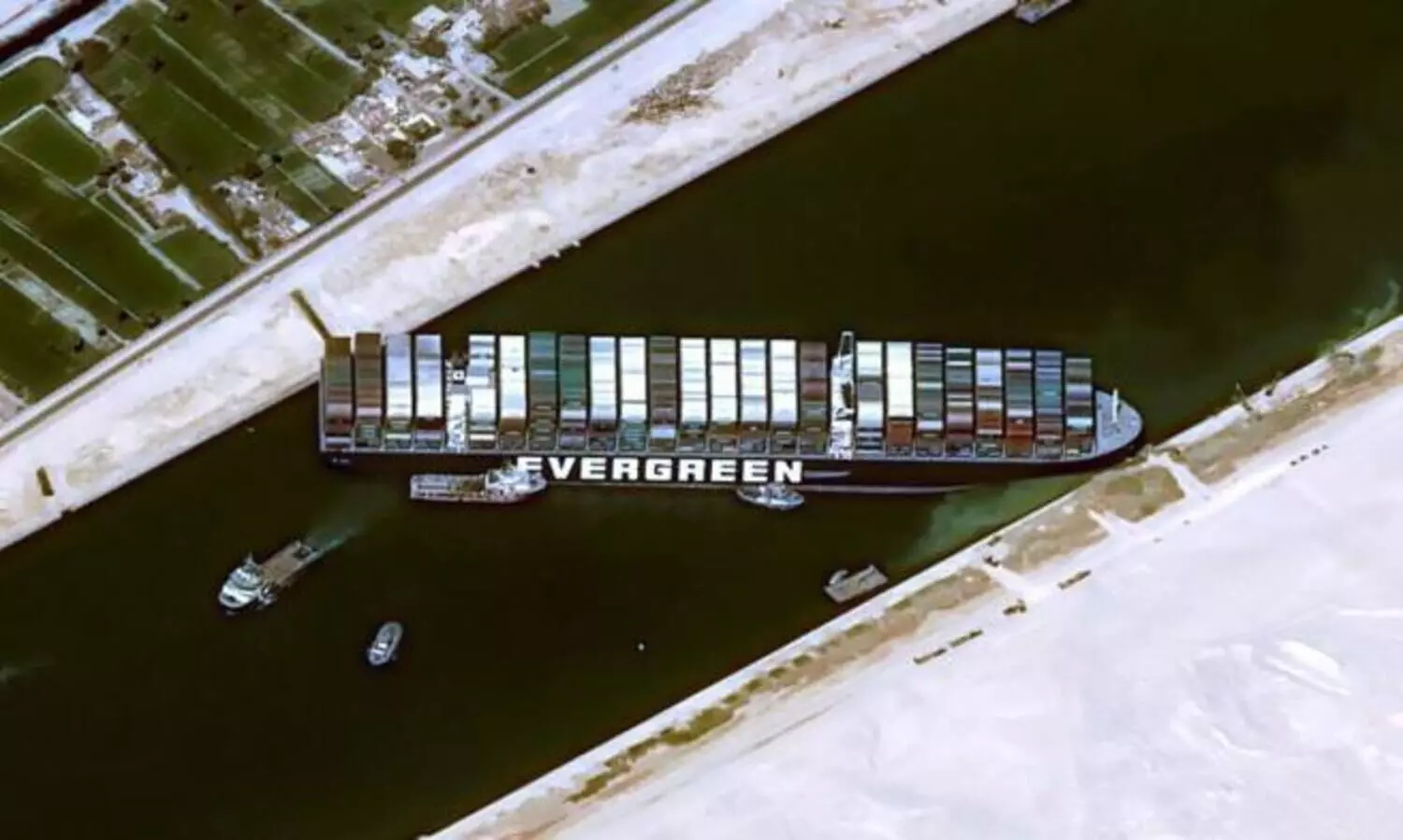 സൂയസ്​ കനാലിൽ കപ്പൽ കുരുക്ക്​ എന്നു തീരും? ശനിയാഴ്​ചയെന്ന്​ കമ്പനി, വഴിമുട്ടി ആ​േഗാള ചരക്കു ഗതാഗതം