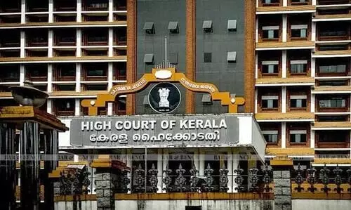 വോട്ടിരട്ടിപ്പുമായി ബന്ധപ്പെട്ട ഹരജിയിൽ ഹൈകോടതി തെരഞ്ഞെടുപ്പ് കമീഷന്‍റെ വിശദീകരണം തേടി