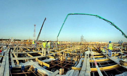 അ​ബൂ​ദ​ബി ഹി​ന്ദു ക്ഷേ​ത്രം: അ​ടി​ത്ത​റ നി​ർ​മാ​ണം   പു​രോ​ഗ​മി​ക്കു​ന്നു