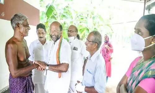 വിനയമാണ് ഡോക്ടറുടെ മെയിൻ വിനയമാണ് ഡോക്ടറുടെ മെയിൻ