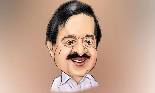 ചെ​ന്നി​ത്ത​ല കേ​ര​ള​മാ​കെ; ഉ​ള്ള​റി​ഞ്ഞ്​ ചെ​ന്നി​ത്ത​ല​ക്കൂ​ട്ടം...