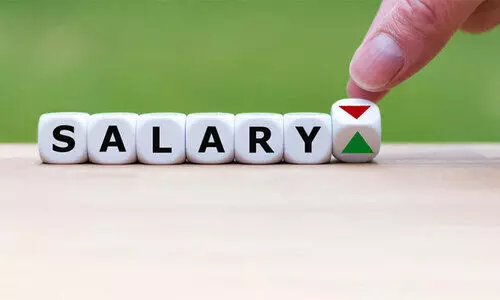 ​വേ​ത​ന​സം​ര​ക്ഷ​ണ സം​വി​ധാ​നം മേ​യ്​ ഒ​ന്ന്​ മു​ത​ൽ