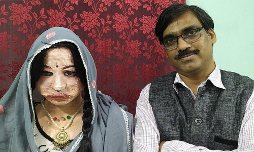 അധ്യാപകൻ വികസിപ്പിച്ച ആൻഡ്രോയ്​ഡ്​ കുഞ്ഞമ്മ ഒമ്പത്​ ഇന്ത്യൻ ഭാഷകളും 38 വിദേശ ഭാഷകളും സംസാരിക്കും