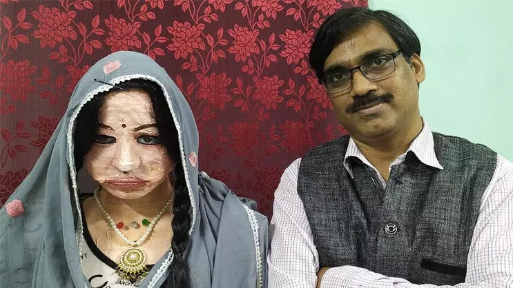 അധ്യാപകൻ വികസിപ്പിച്ച ആൻഡ്രോയ്​ഡ്​ കുഞ്ഞമ്മ ഒമ്പത്​ ഇന്ത്യൻ ഭാഷകളും 38 വിദേശ ഭാഷകളും സംസാരിക്കും