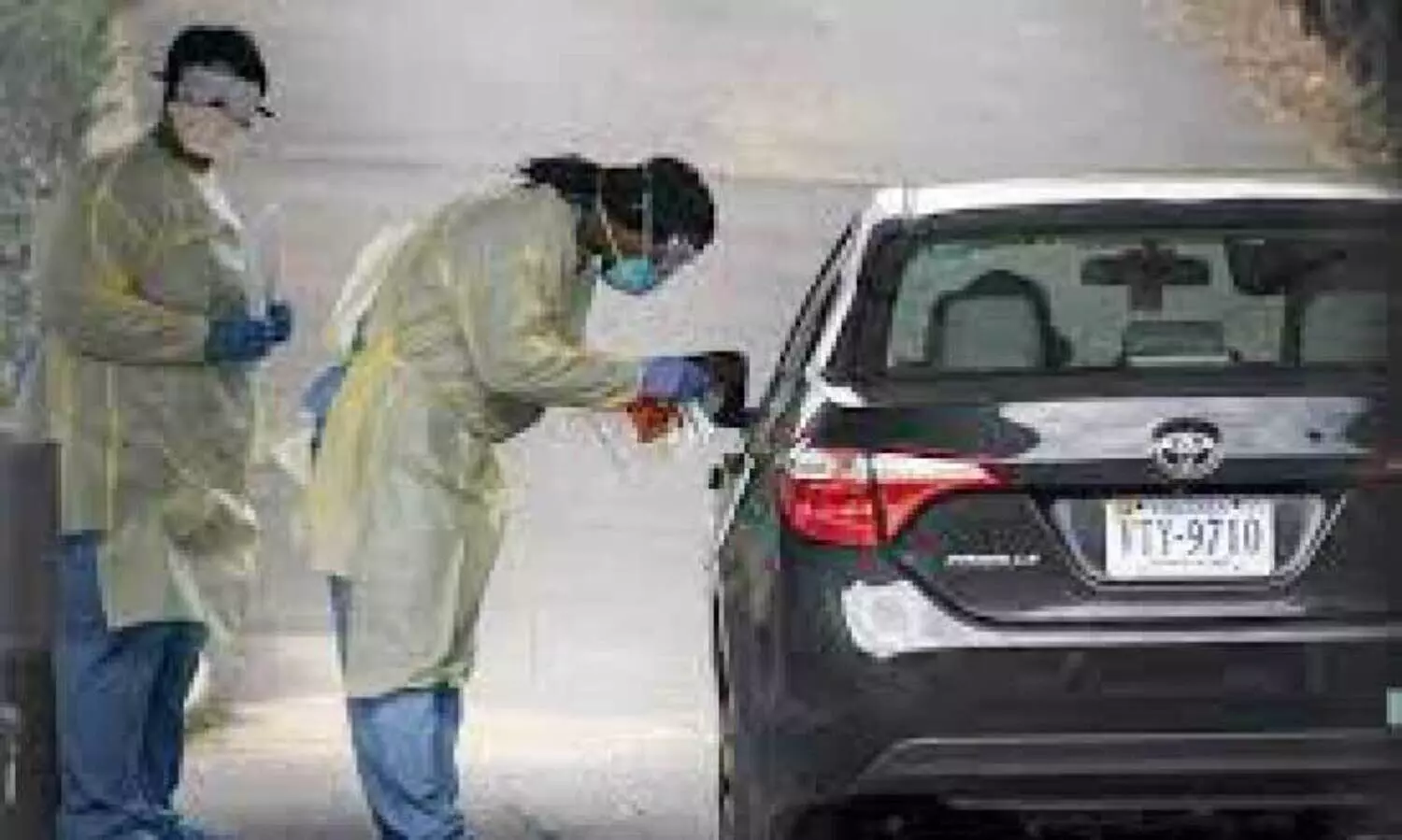 ശൈ​ഖ്​ ജാ​ബി​ർ പാ​ല​ത്തി​ൽ ഡ്രൈ​വ്​ ത്രൂ ​കോ​വി​ഡ്​ പ​രി​ശോ​ധ​ന​യൊ​രു​ക്കും