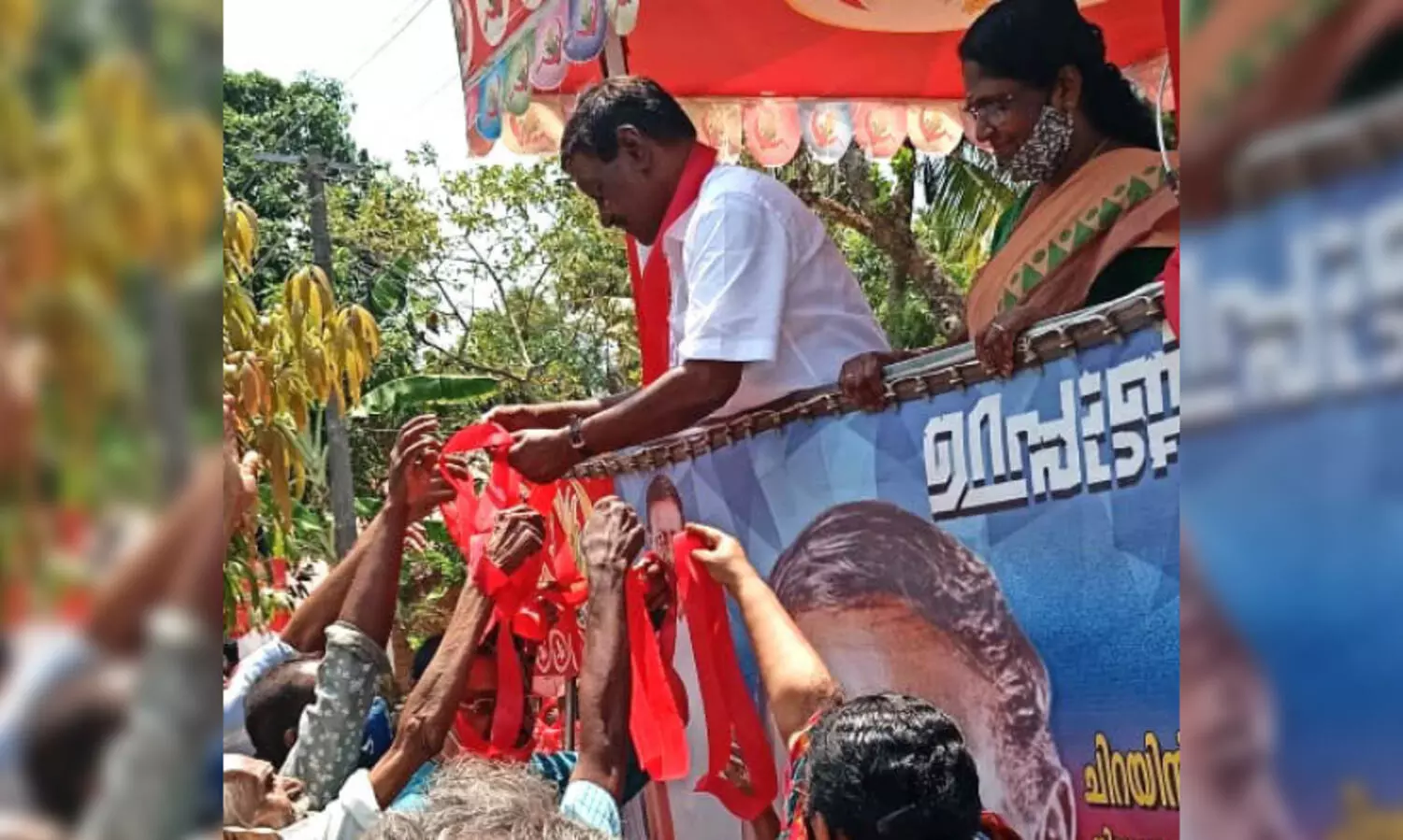 ചി​റ​യി​ൻ​കീ​ഴി​ൽ മ​ന​മ​റി​ഞ്ഞും ക​ളം നി​റ​ഞ്ഞും