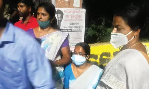 pk jayalakshmi protest
