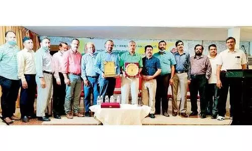 മ​ല​പ്പു​റം ജി​ല്ല കെ.​എം.​സി.​സി സ്നേ​ഹാ​ദ​ര-​യാ​ത്ര​യ​യ​പ്പ് സം​ഗ​മം