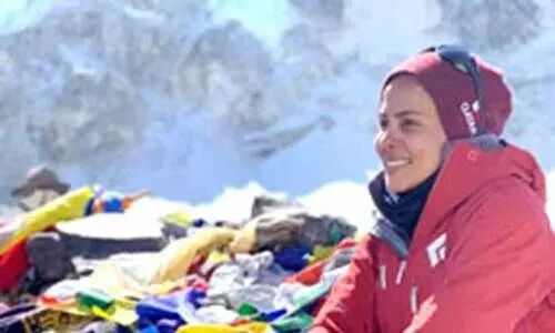 എ​വ​റ​സ്​​റ്റ്​ കീ​ഴ​ട​ക്കു​ന്ന ആ​ദ്യ ഖ​ത്ത​രി വ​നി​ത​യാ​കാ​ൻ ശൈ​ഖ അ​സ്മ ആ​ൽ​ഥാ​നി