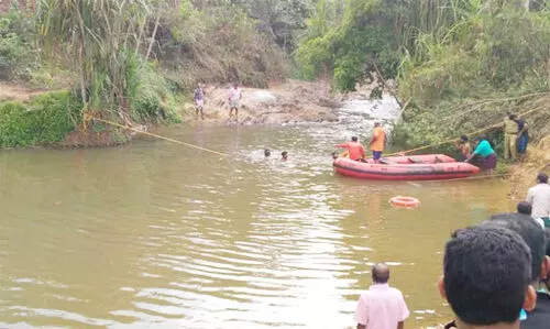 പുഴയിൽ കുളിക്കാനിറങ്ങിയ വിദ്യാർഥികൾ മുങ്ങിമരിച്ചു