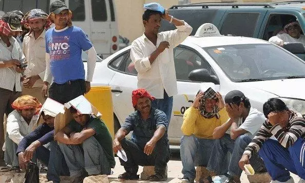 സൗദിയിൽ വീട്ടുജോലിക്കാരെയും കരാറും ഇൻഷുർ ചെയ്യാൻ പദ്ധതി വരുന്നു