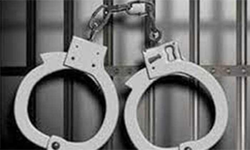 കു​ഞ്ഞി​നെ ഉ​പേ​ക്ഷി​ച്ച് കാ​മു​ക​നൊ​പ്പം പോ​യ യു​വ​തി അ​റ​സ്​​റ്റി​ൽ