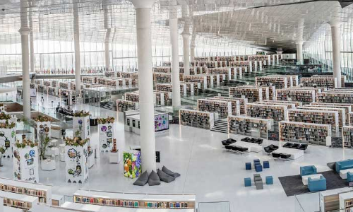 ലോ​ക​പു​സ്​​ത​ക​ദി​നാ​ഘോ​ഷം: വാ​യ​ന​ക്കാ​ർ​ക്ക്​ വി​രു​ന്നൊ​രു​ക്കി ഖ​ത്ത​ർ