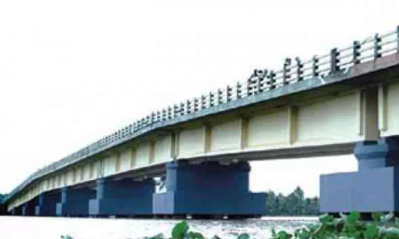 thykkattussery-thuravoor bridge