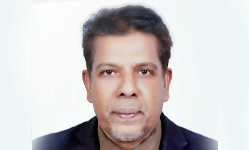 അ​ധ്യാ​പ​ന​ത്തെ പ്ര​ണ​യി​ച്ച പ​രീ​ത് ഉ​മ​ർ നാ​ട്ടി​ലേ​ക്ക് മ​ട​ങ്ങു​ന്നു