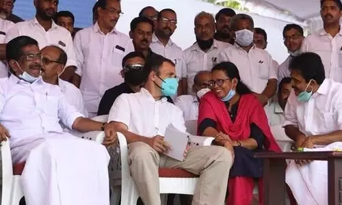 rahul gandhi and kk rema