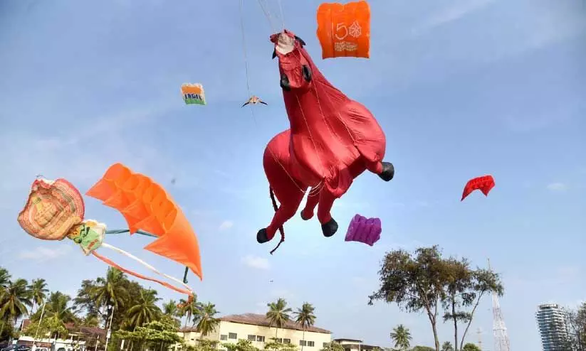 വാനിൽ സ്വപ്​നങ്ങൾ പറന്നു; അവരുടെ മനംനിറഞ്ഞു