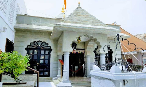 കോവിഡ്​ മുൻകരുതൽ:  ക്രൈ​സ്​​ത​വ ദേ​വാ​ല​യ​ങ്ങ​ളും അ​മ്പ​ല​ങ്ങ​ളും അ​ട​ച്ചു