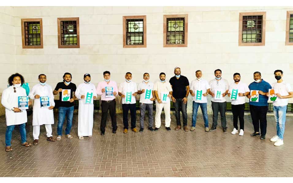 വീടുകയറി പ്രചാരണവുമായി കെ.എം.സി.സി