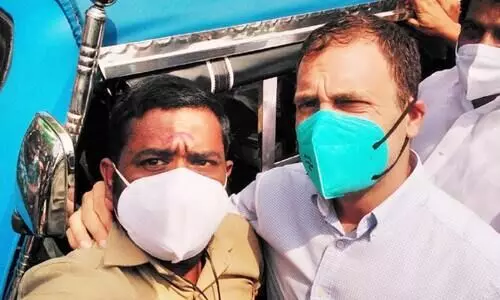 ഓ​േട്ടായിൽ രാഹുൽ, വിശ്വാസം വരാതെ സുഭീഷ്