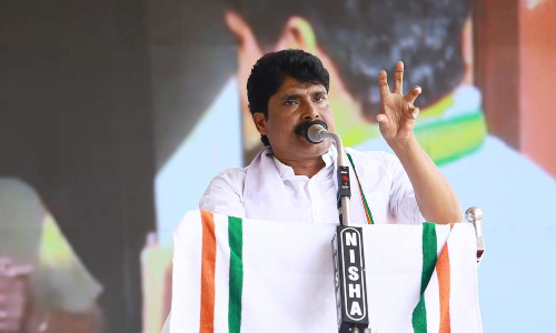 ക​ല്‍പ​റ്റ​യി​ല്‍ ന​ട​ന്ന​ത് എൽ.ഡി.എഫ്​ റോ​ഡ് ഷോ​യ​ല്ല, ക​റ​ന്‍സി ഷോ –ടി. സി​ദ്ദീ​ഖ്