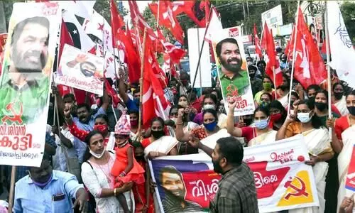 പിടികൊടുക്കാതെ തലസ്​ഥാനം; പോരാട്ടം ഇ​േഞ്ചാടിഞ്ച്​....